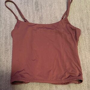 Amazon Essentials Women's Plum Camisole Cropped Top